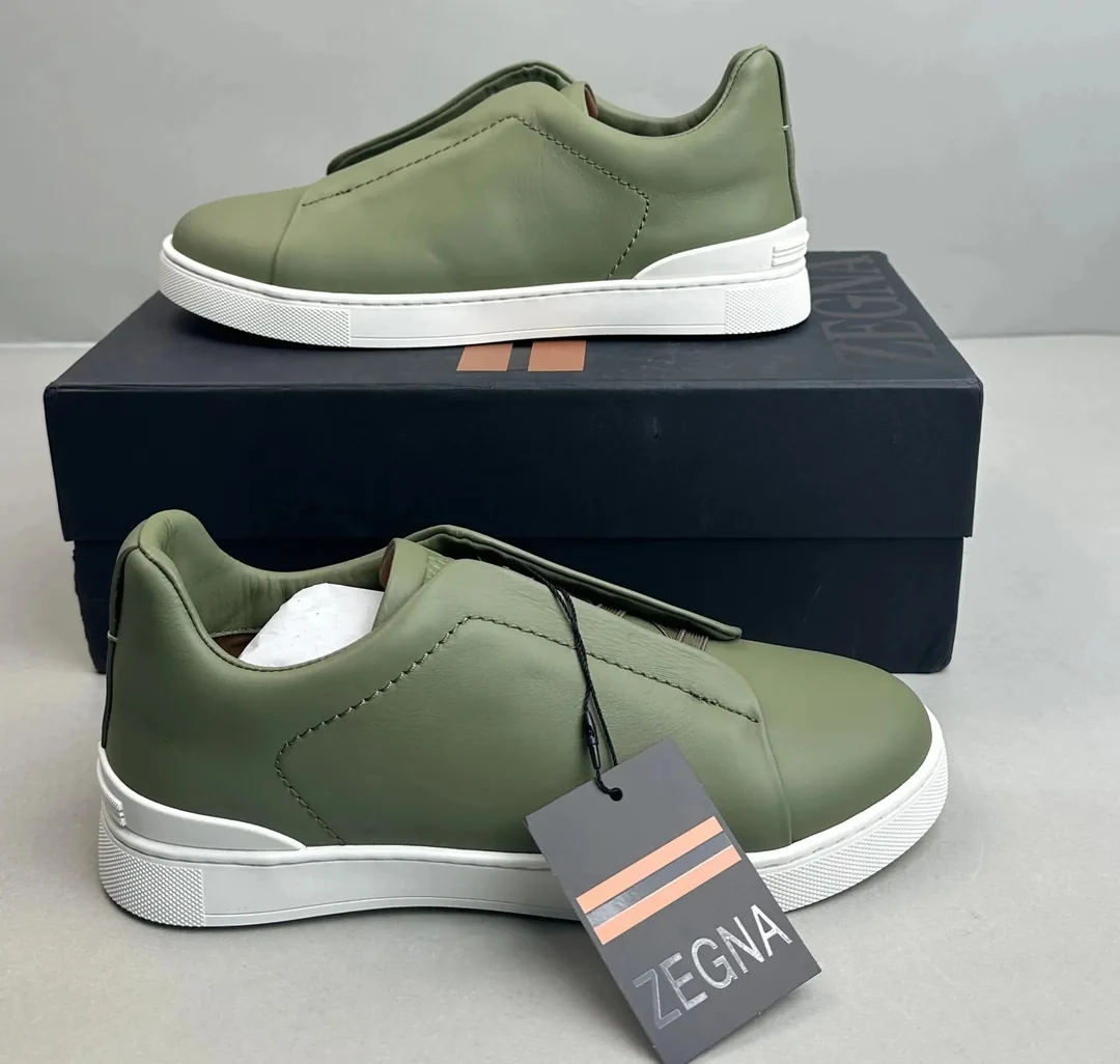 Skate Sneakers — QC