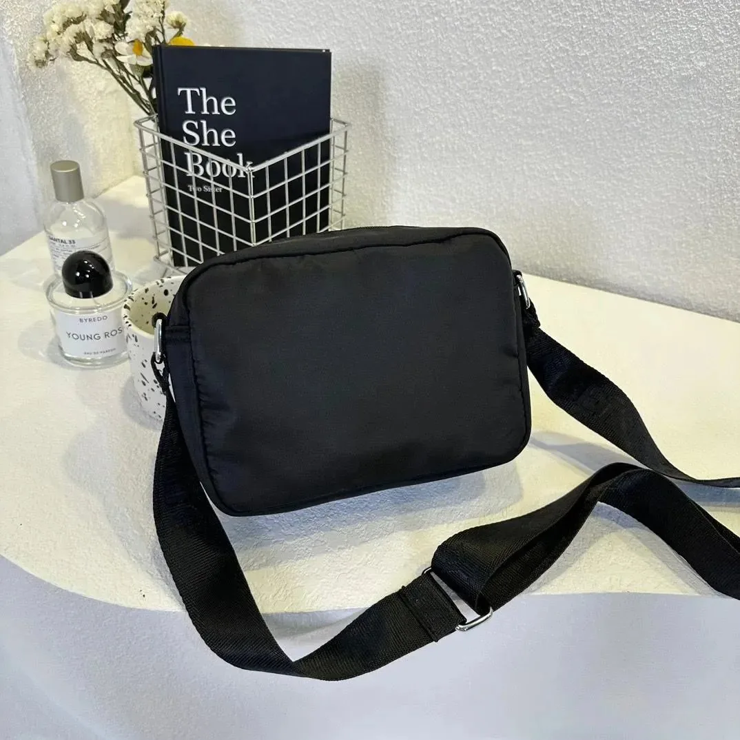 Crossbody Bag — Photo 5