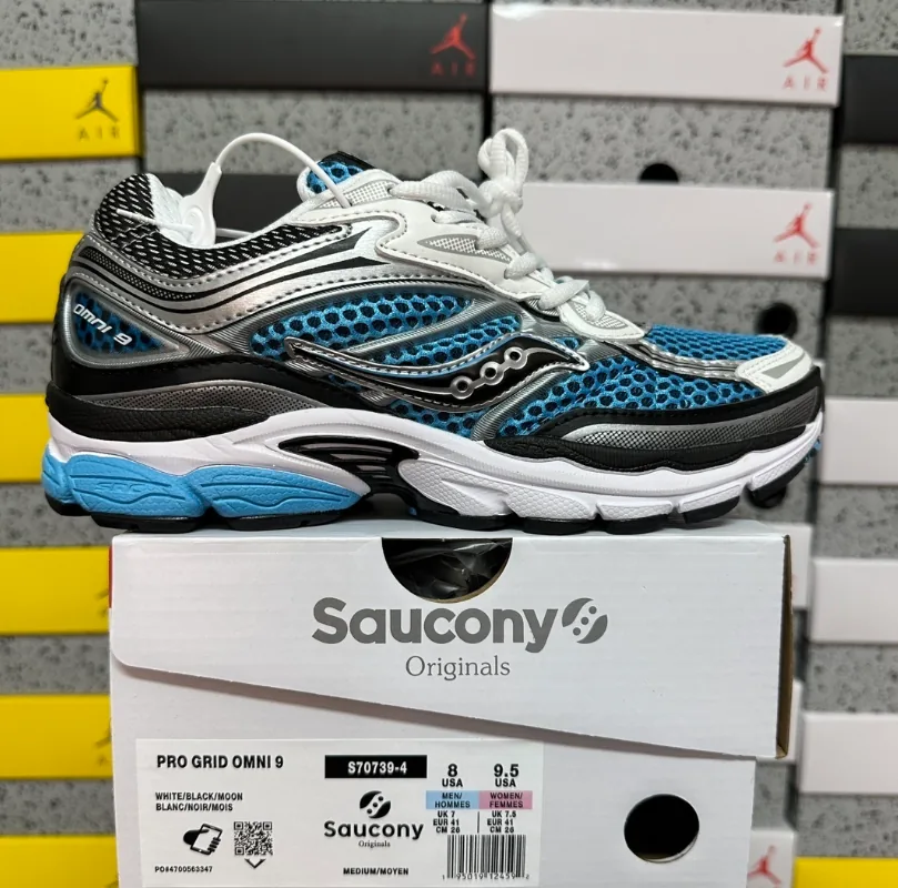 Saucony ProGrid Omni 9 Sneakers — Photo 5
