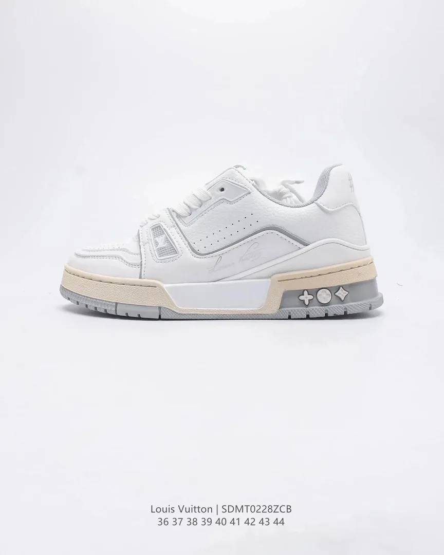 Louis Vuitton LV Trainer Multicolor Low-Top Sneakers — Photo 15