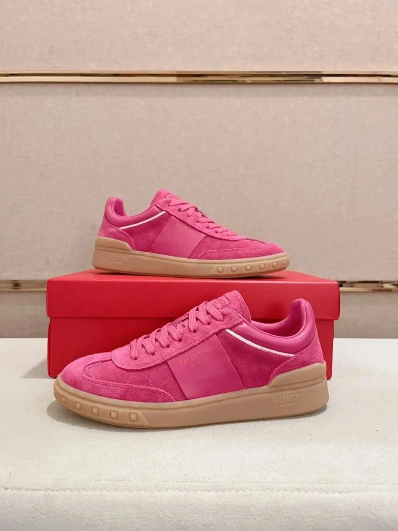 Valentino Pink Low-Top Sneakers — photo 5