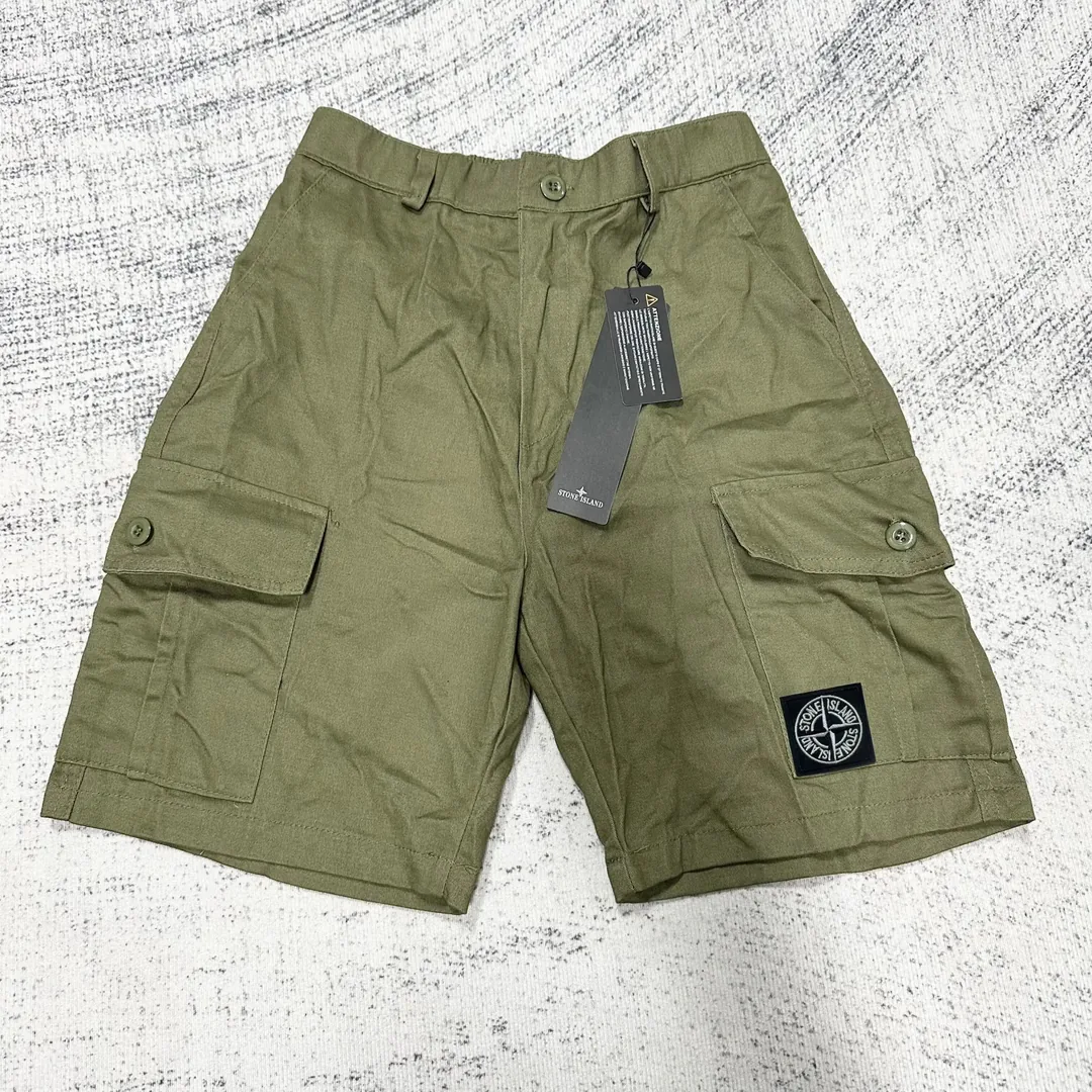 Stone Island Compass Badge Cargo Shorts Collection — Photo 13