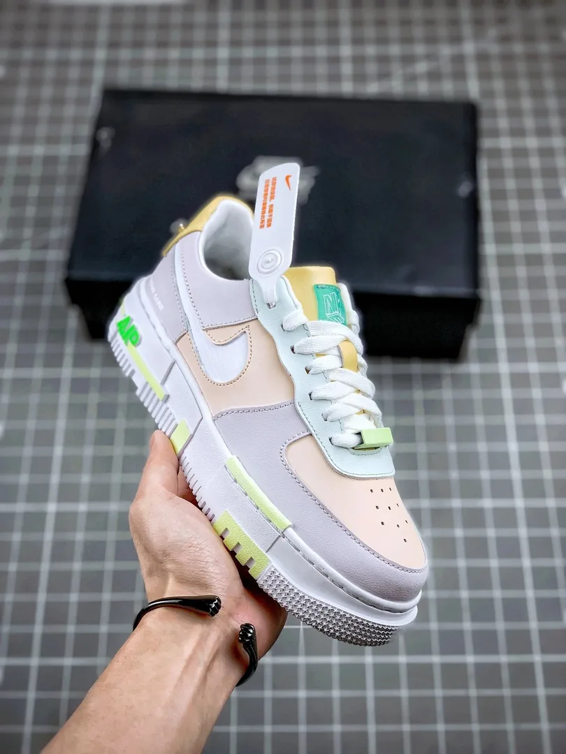 Nike Air Force 1 Pixel — Photo 13