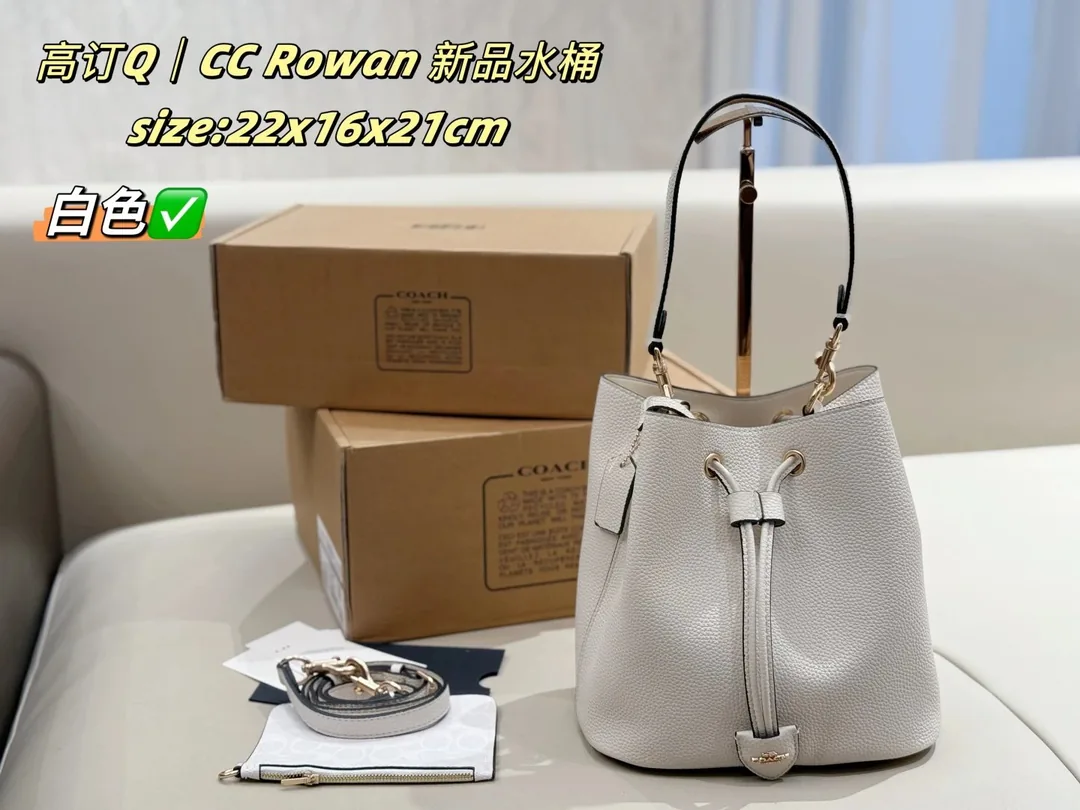 Coach Bucket Bag — photo 3
