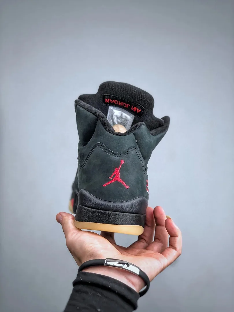 Air Jordan 5 Gore-Tex Off-Noir — Photo 7