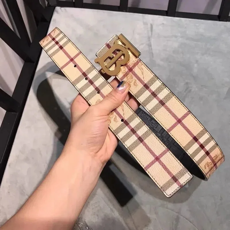Burberry Leather Belt — Photo 9