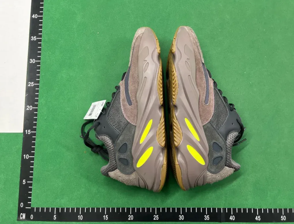 Navy Grey Adidas Yeezy 700 — QC