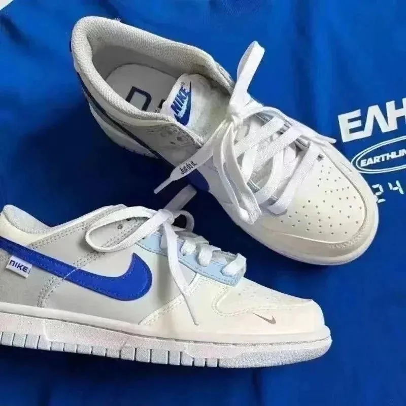 Jordan 1 Low Travis Scott Sneakers — photo 5