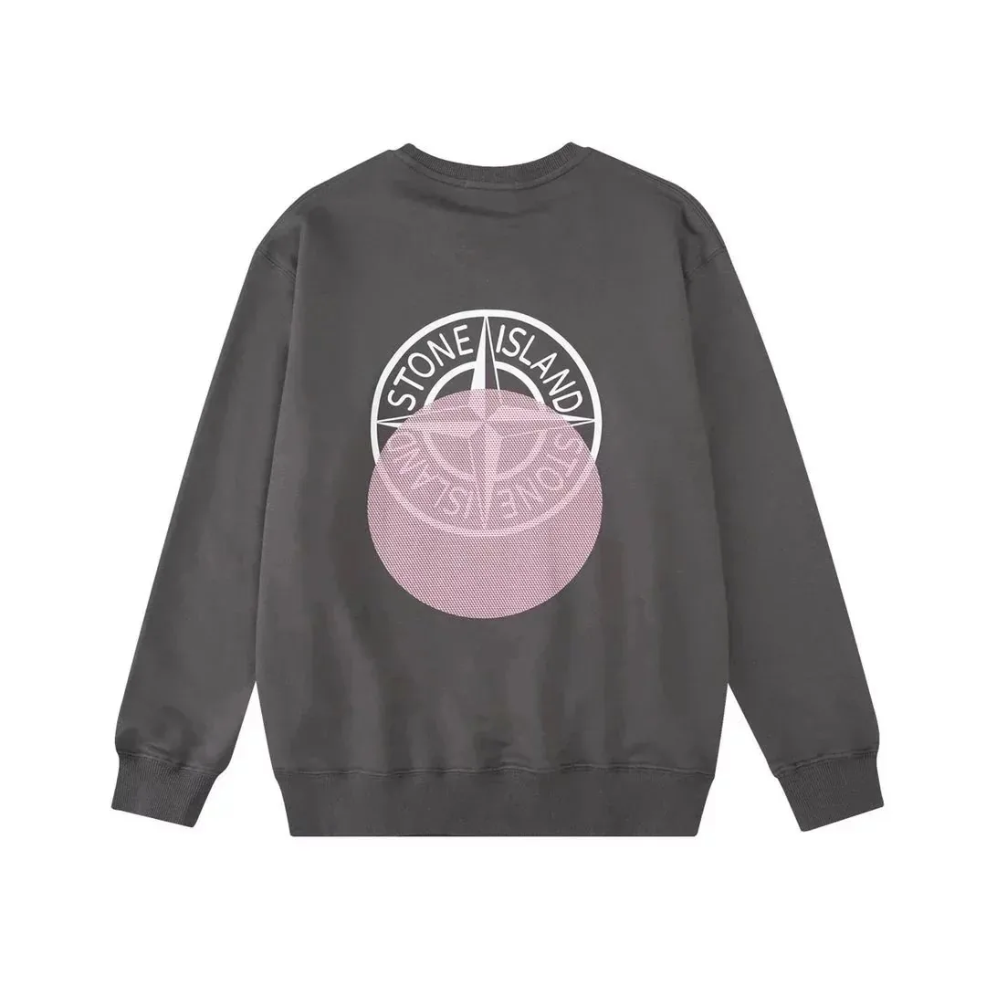 Streetwear Long-Sleeve Tee — Photo 15