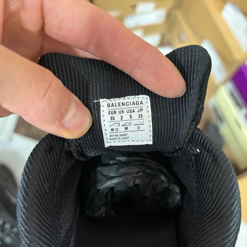Balenciaga Triple S 2.0 — Photo 11