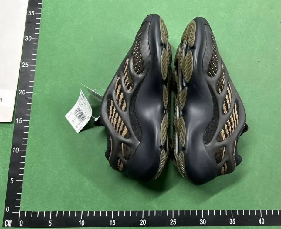 Navy Grey Adidas Yeezy 700 — QC