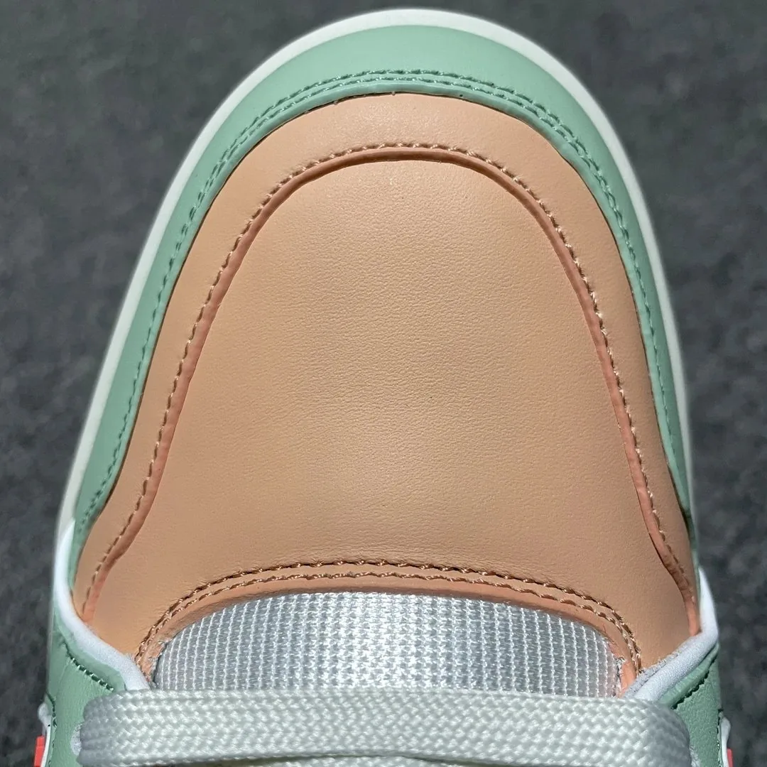 Louis Vuitton LV Trainer Brown Beige Low-Top Trainers — Photo 7