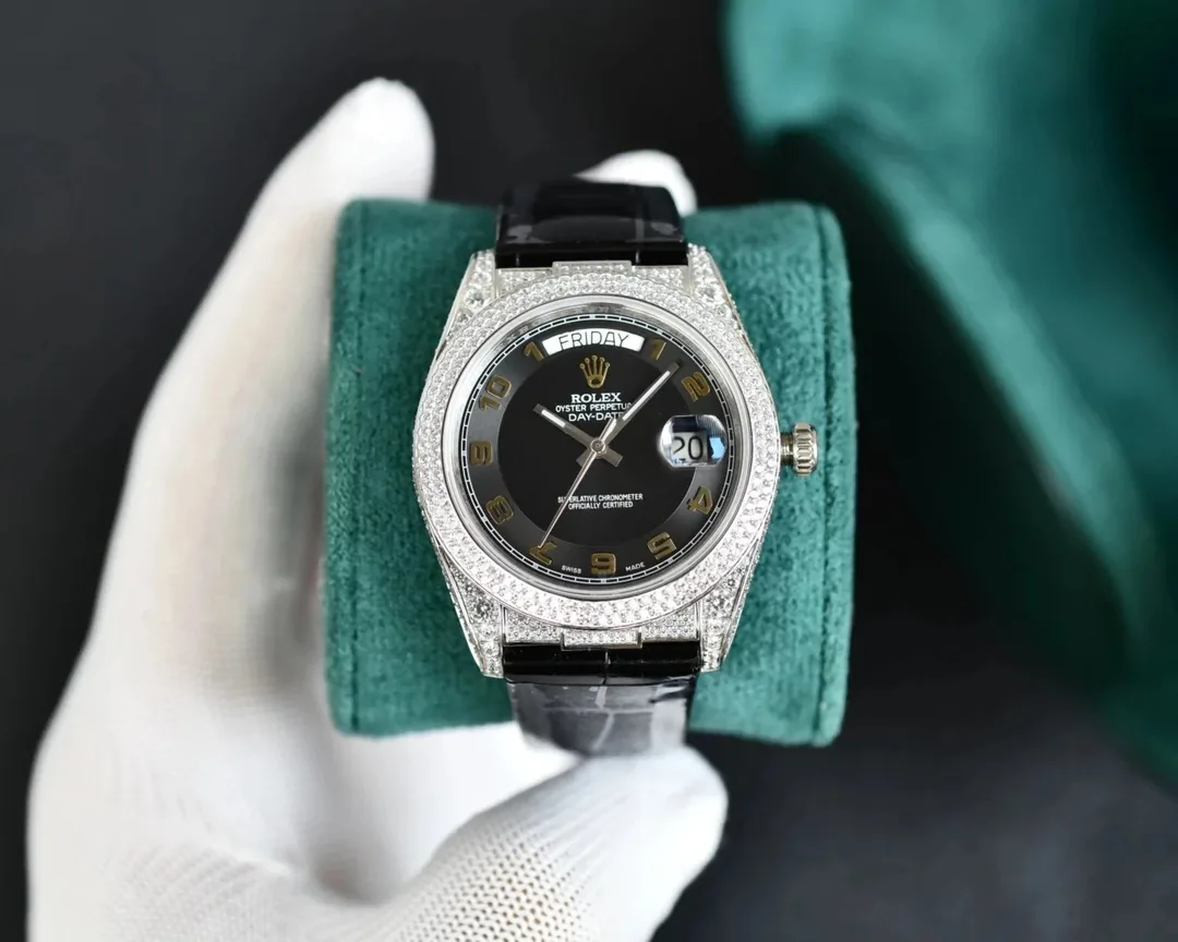 Rolex Datejust Rose Gold Diamond Bezel Watch — Photo 7
