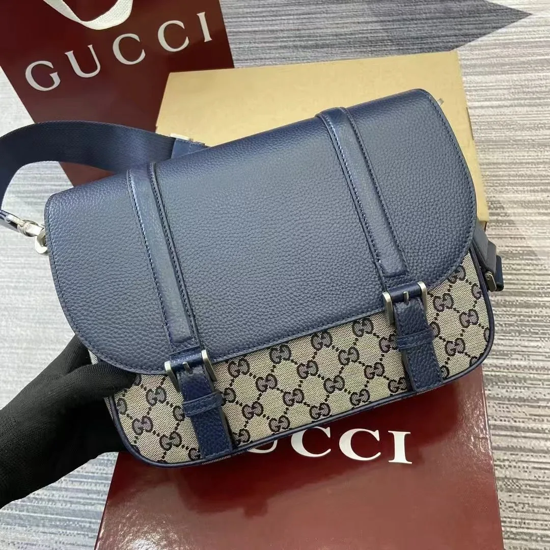 Gucci Crossbody Bag — Photo 4