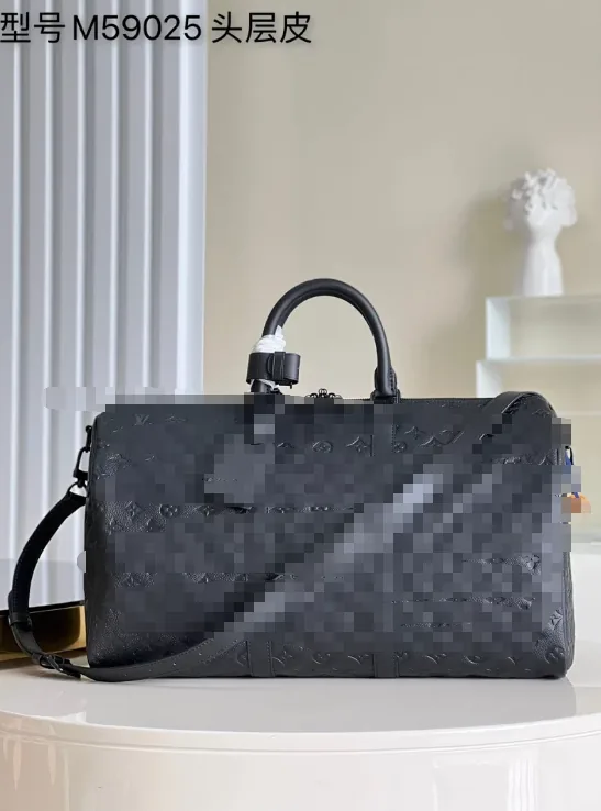 Louis Vuitton Keepall 50 Bag — Photo 6