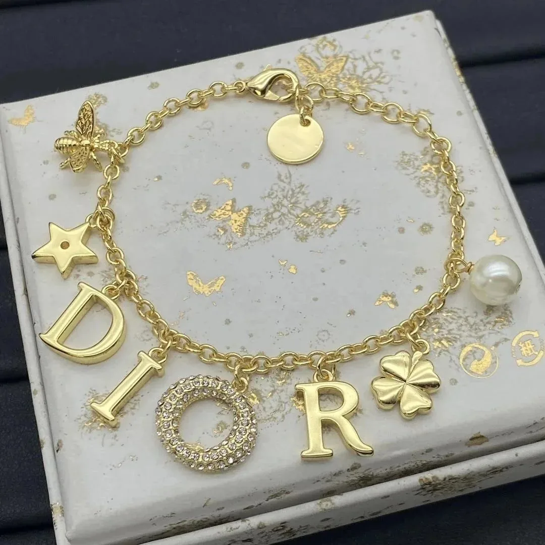 Dior Bee Pearl Bracelet — Photo 4