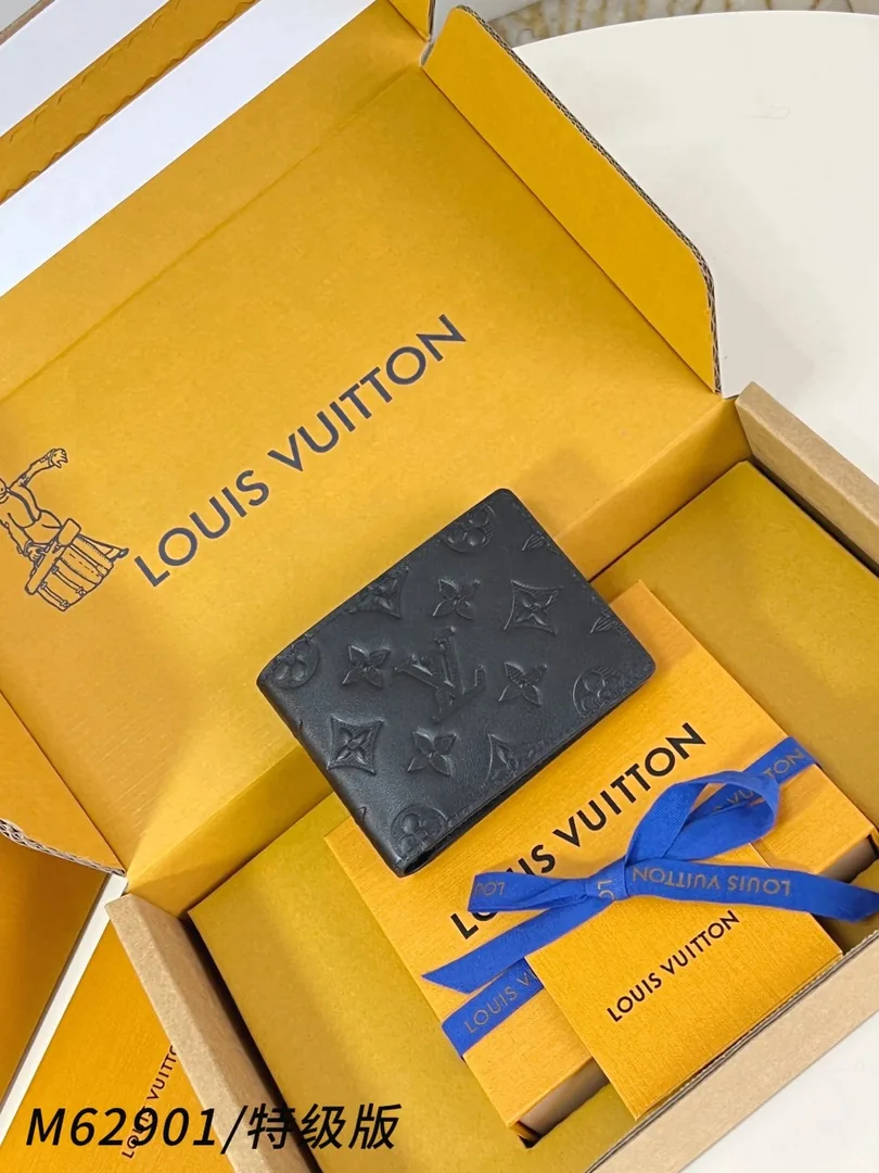Louis Vuitton Multiple Wallet — QC