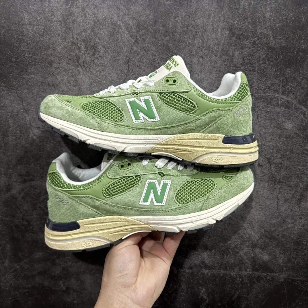 New Balance 993 Brown Beige — Photo 12