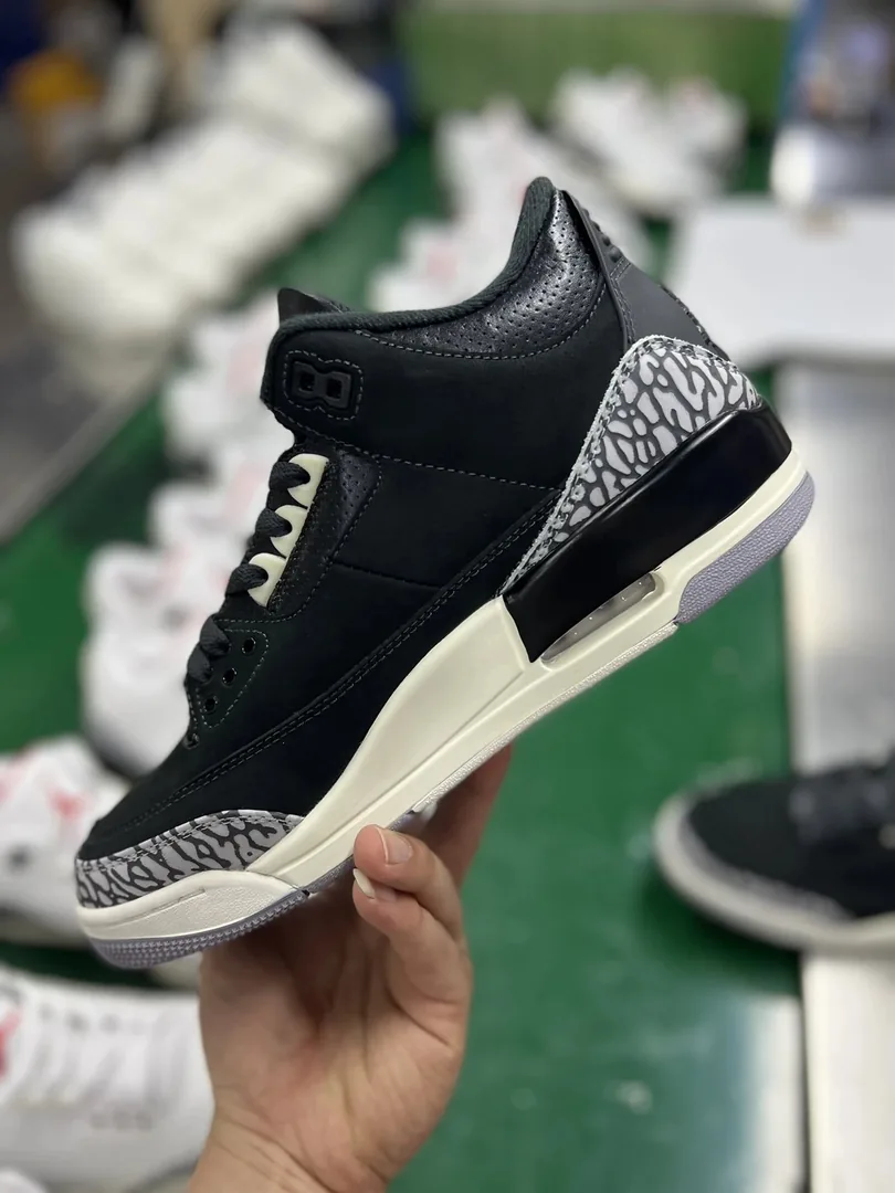 Air Jordan 3 Off Noir — photo 4