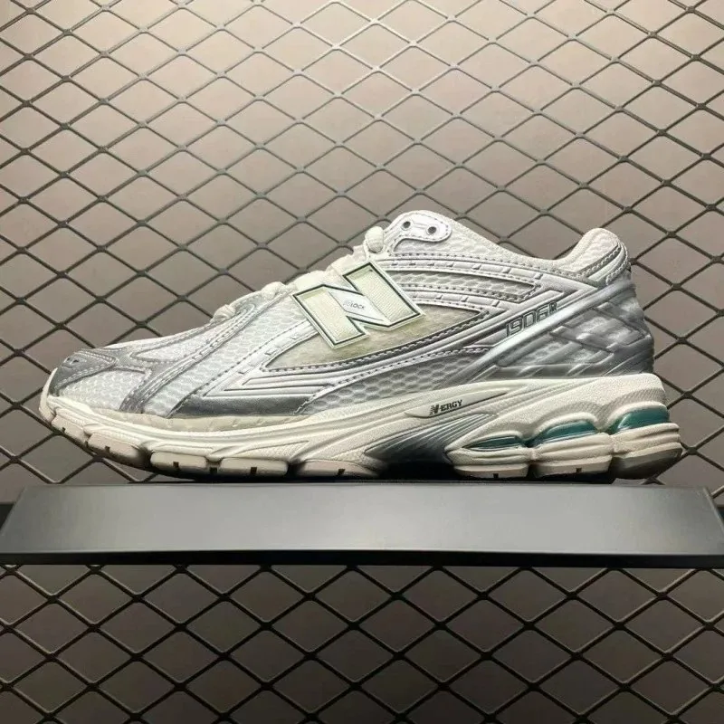 New Balance 1906R Runners — Photo 9