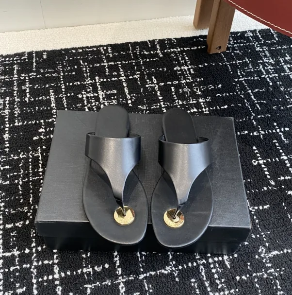 Women's Flat Sandal Slides — QC
