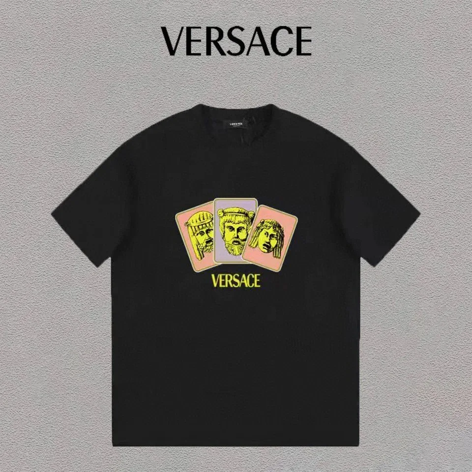 Versace Short-Sleeve Tee — Photo 7