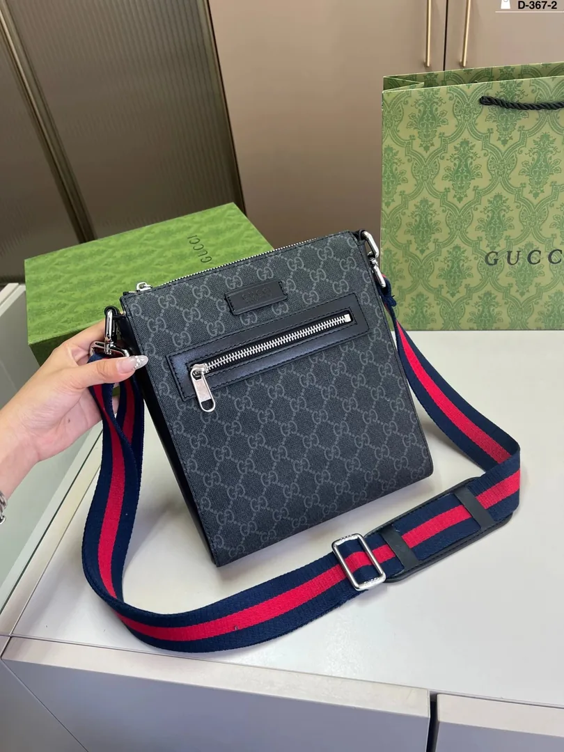 Gucci Messenger Bag