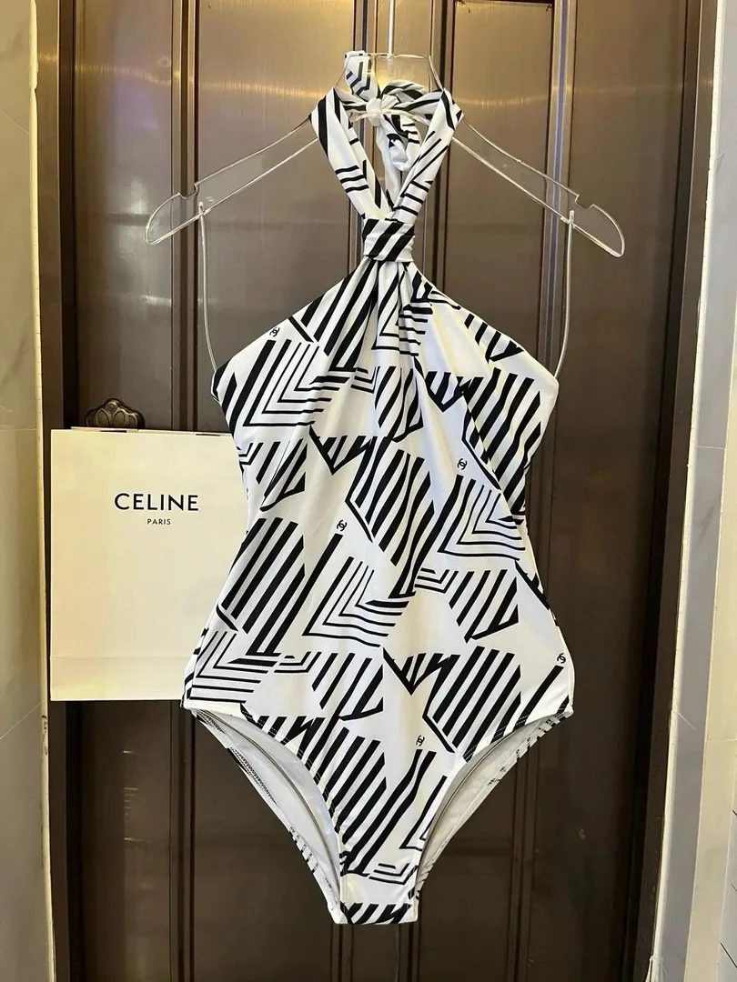 Beachwear Swimsuit — QC
