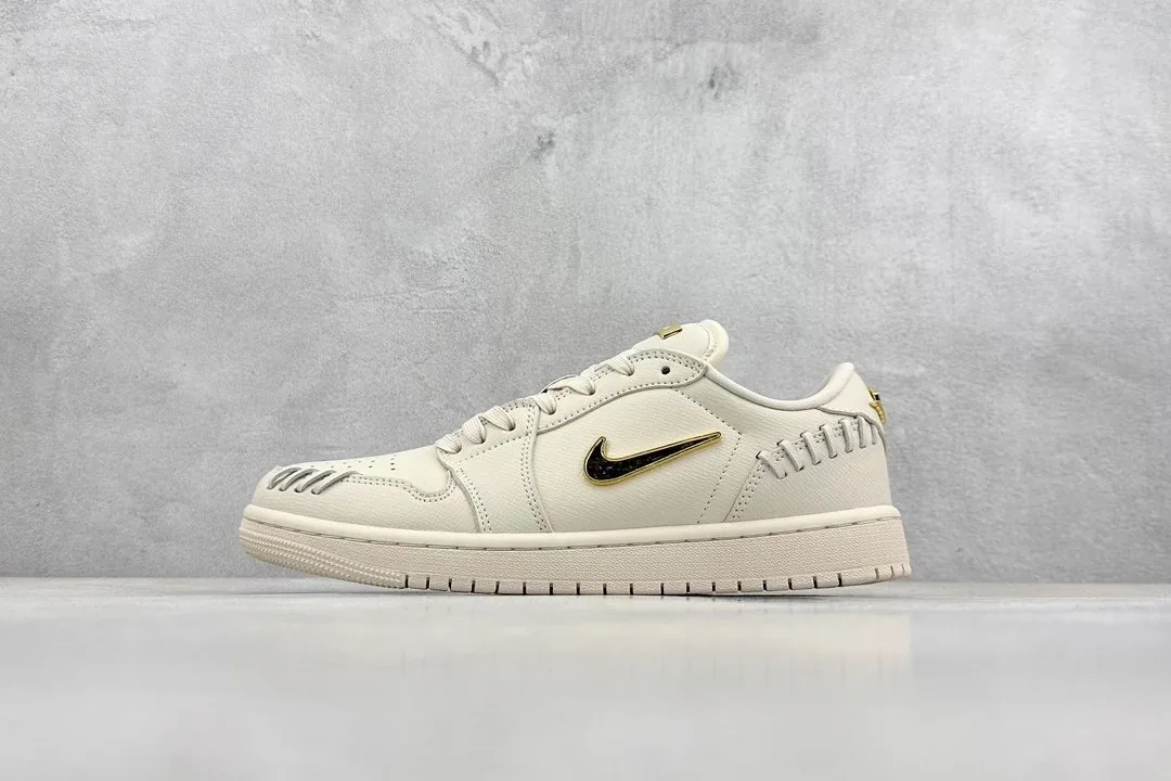 Air Jordan 1 Method of Make — QC