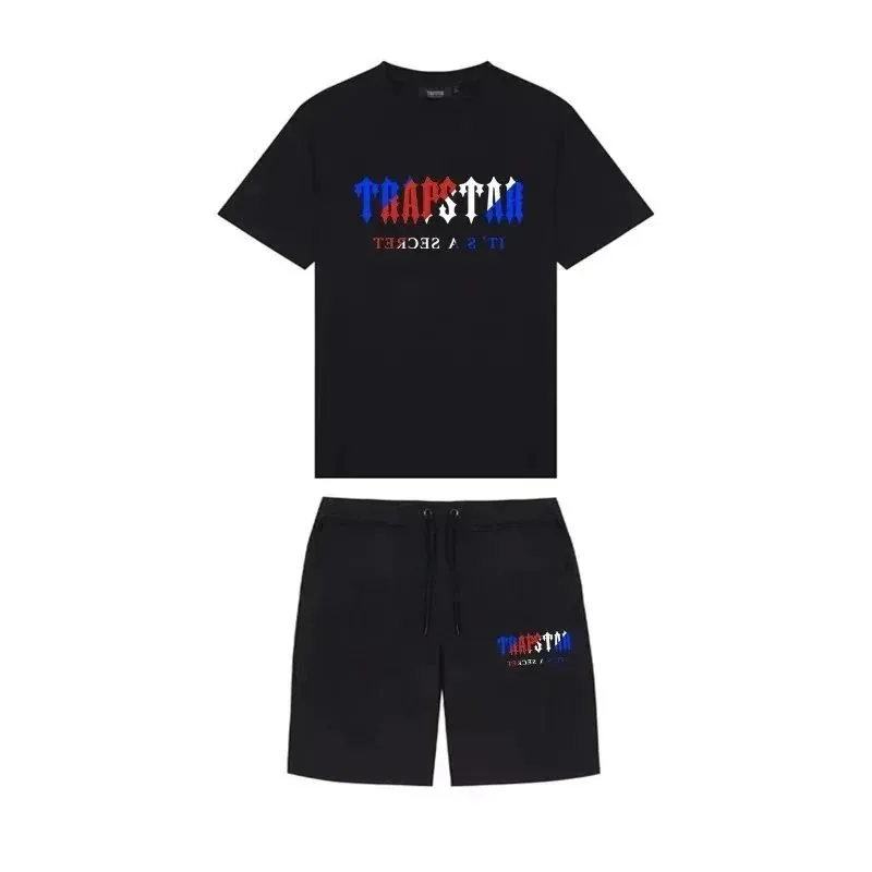Short-Sleeve And Shorts Set — photo 4