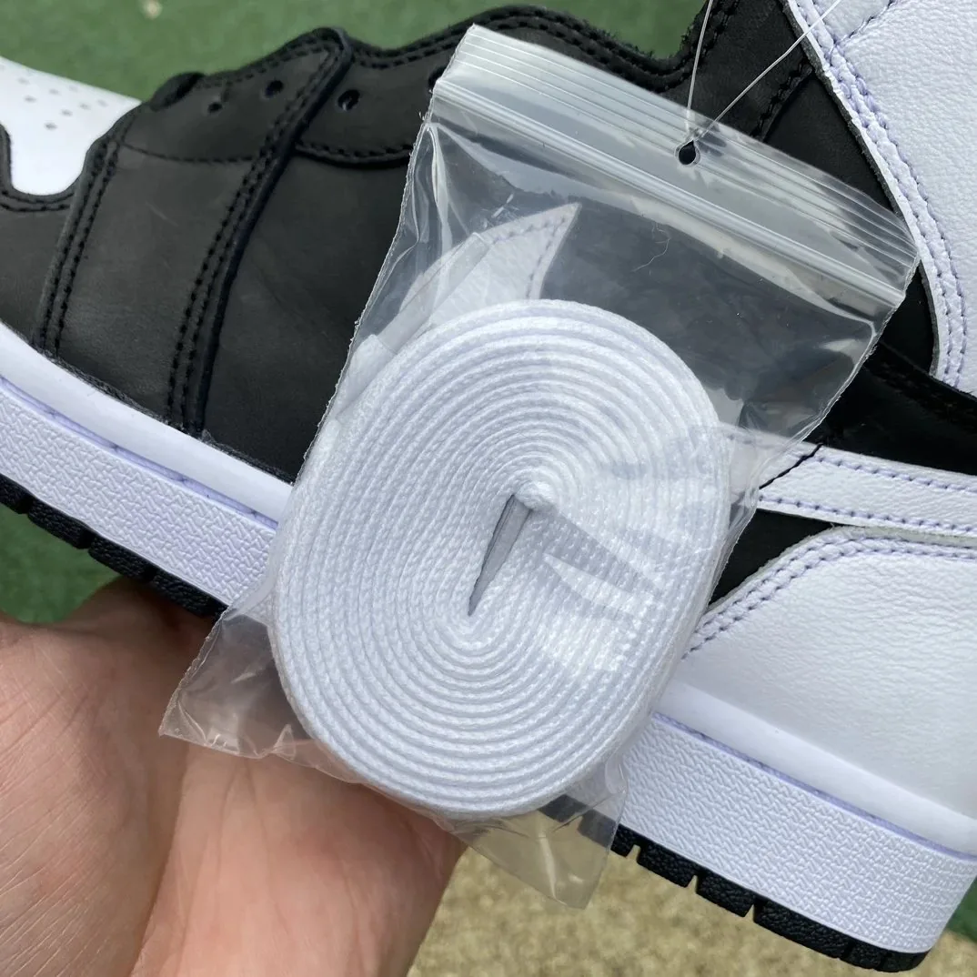 Air Jordan 1 High Reverse Panda — photo 4