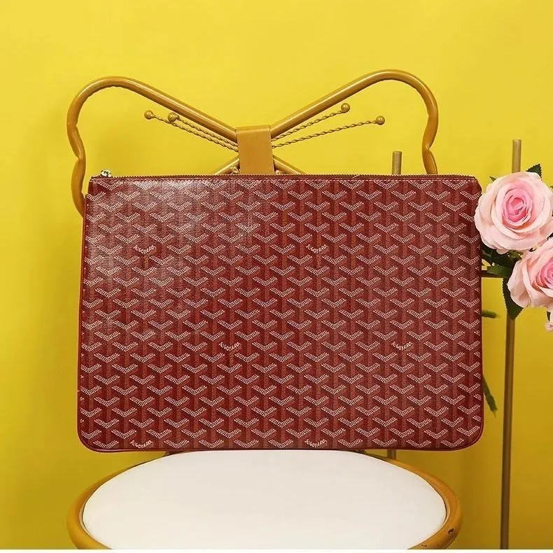 Goyard Clutch Card Wallet — QC