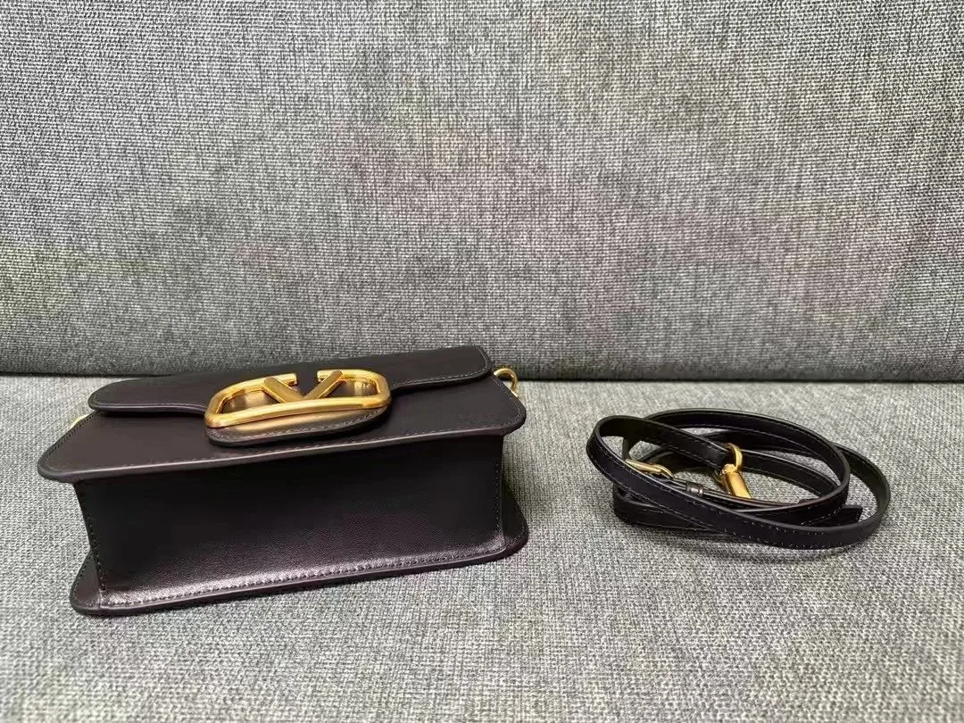 Valentino Leather Handbag — photo 4