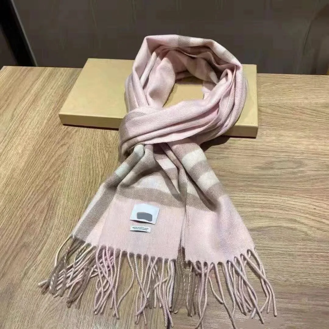 Burberry Plaid Scarf — QC