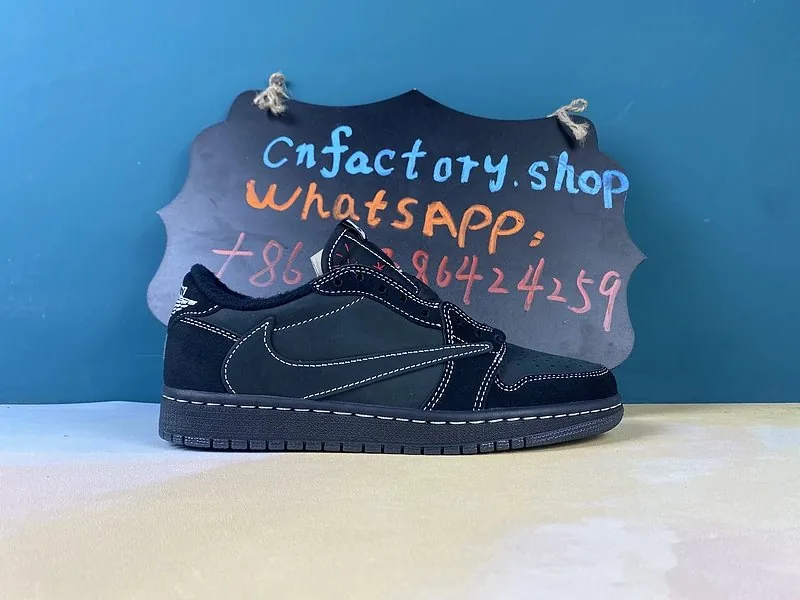 Travis Scott Jordan 1 Retro