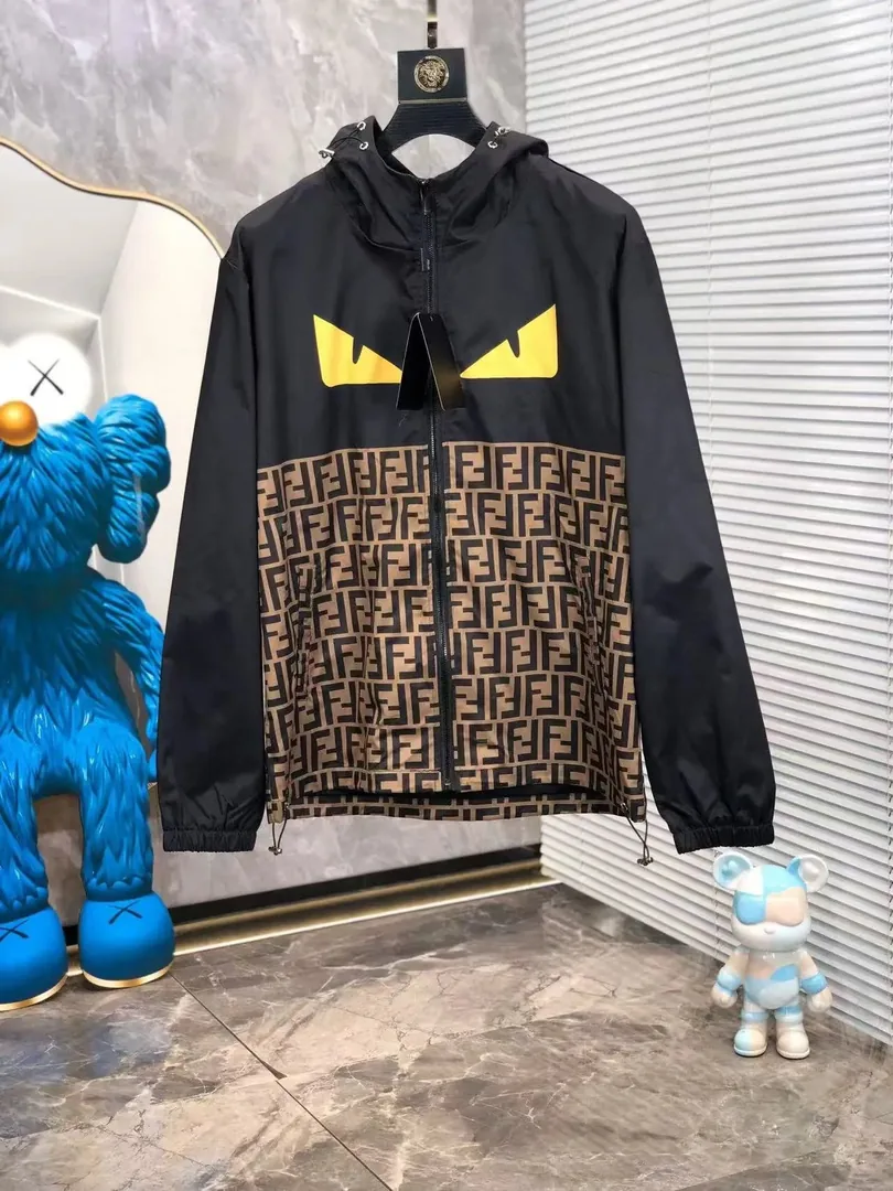 Streetwear Hoodie — Photo 4