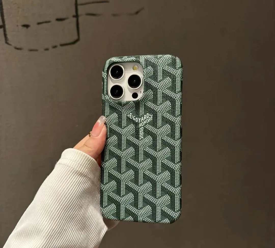 Street Style Phone Case — Photo 6
