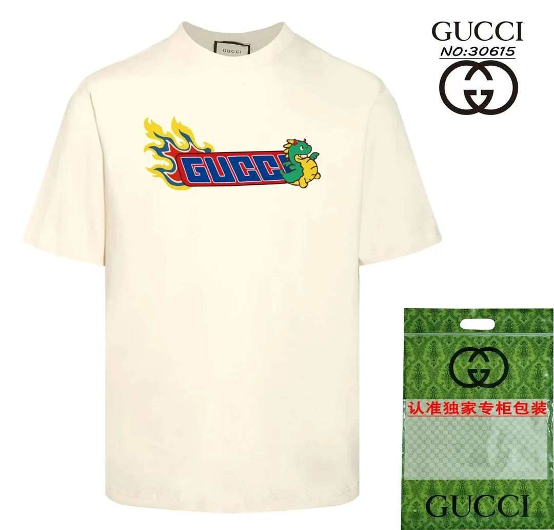 Gucci Print T-Shirt — Photo 11