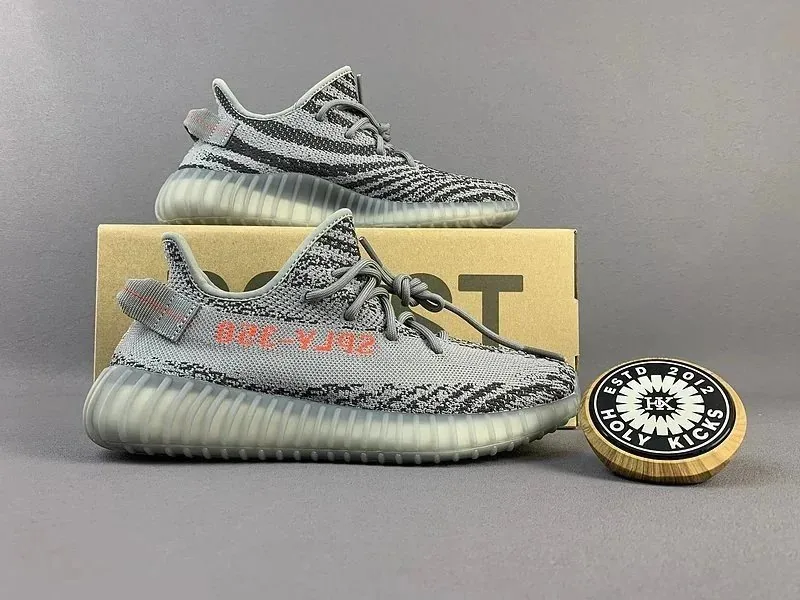 Adidas Yeezy 350 V2 Beige Lace-Up Sneakers — Photo 12