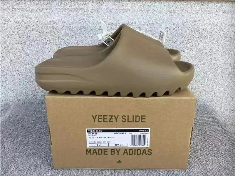 Adidas Yeezy Slide Sport Sneakers — Photo 8
