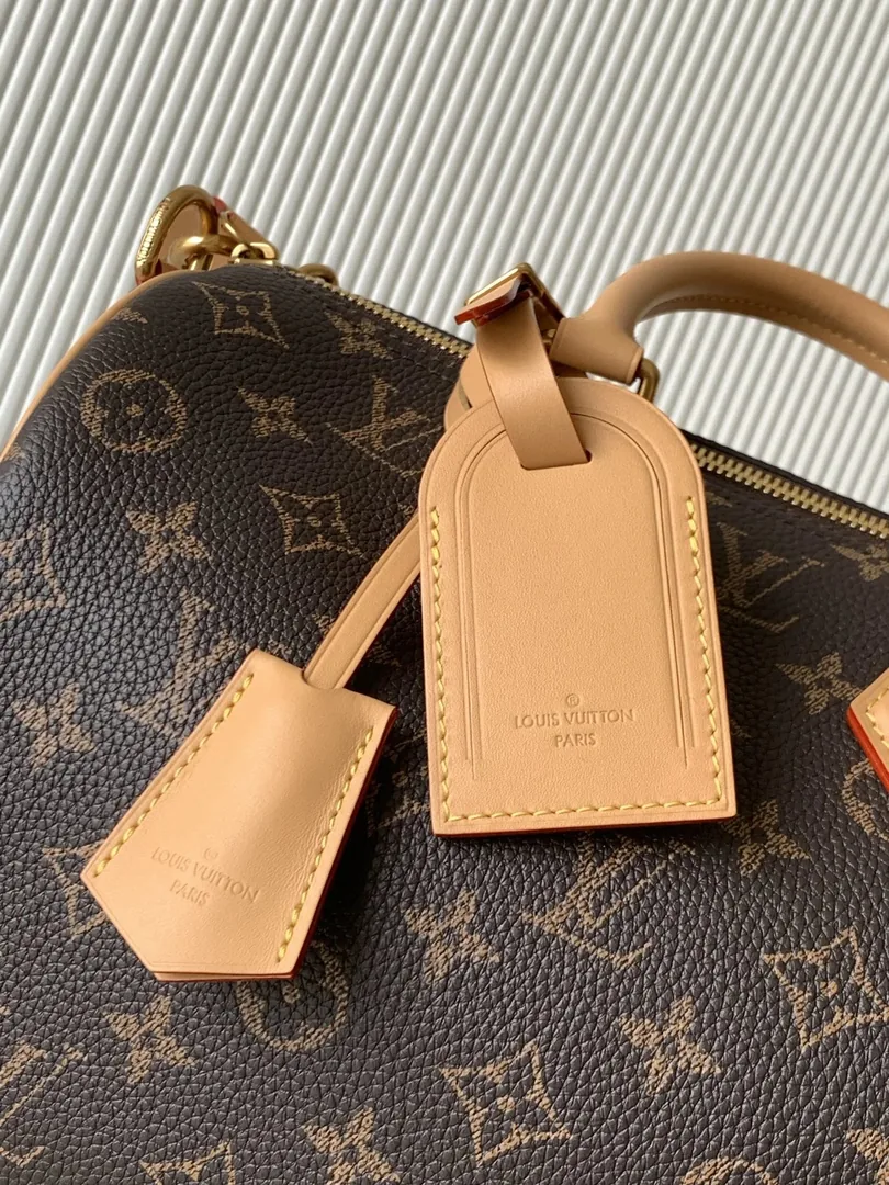 Louis Vuitton Speedy Bandouliere 30 Bag — Photo 5