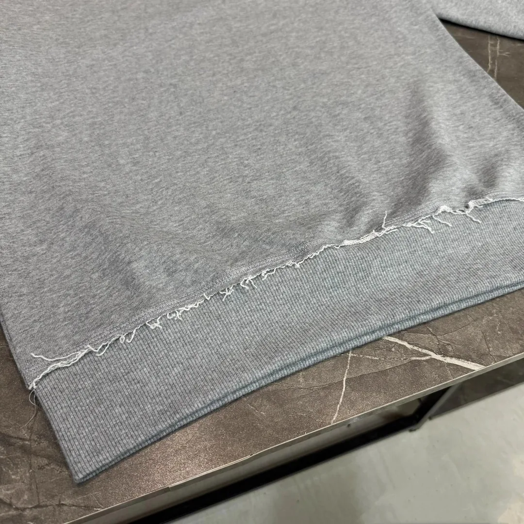 Miu Miu Letter Appliqué Crewneck Sweatshirt — Photo 3