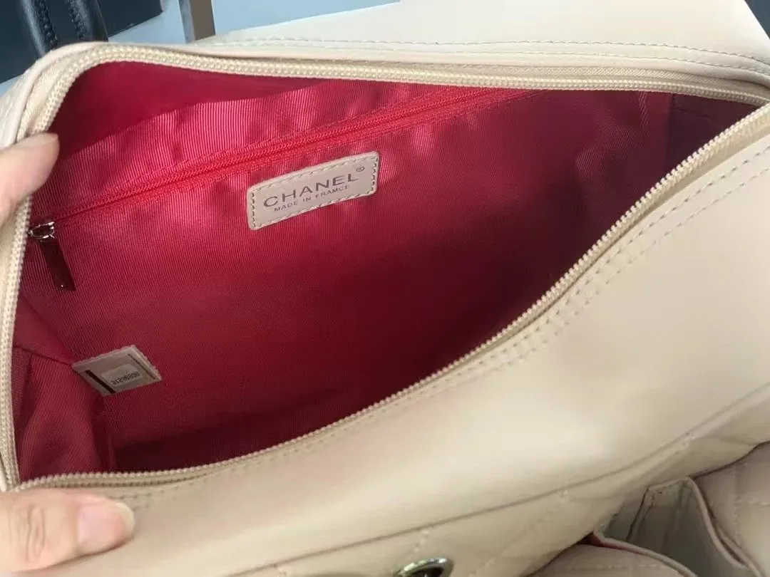 Chanel Handbag — photo 2