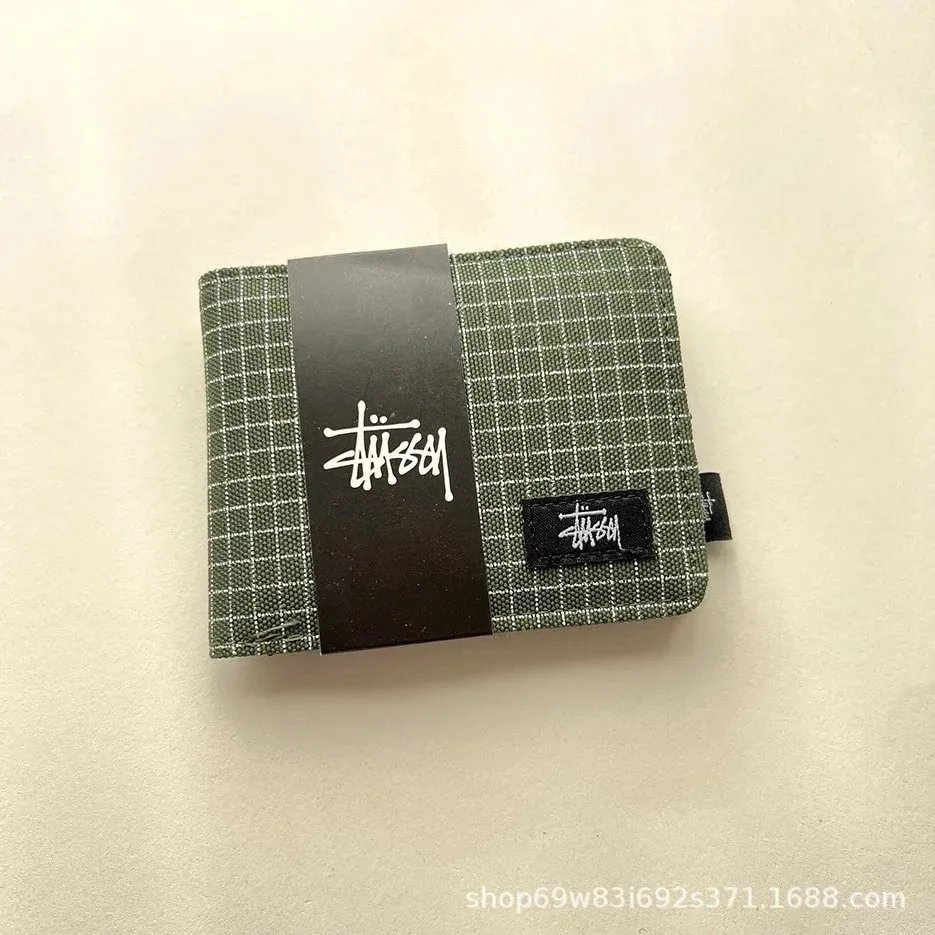 Bifold Card Wallet — Photo 13