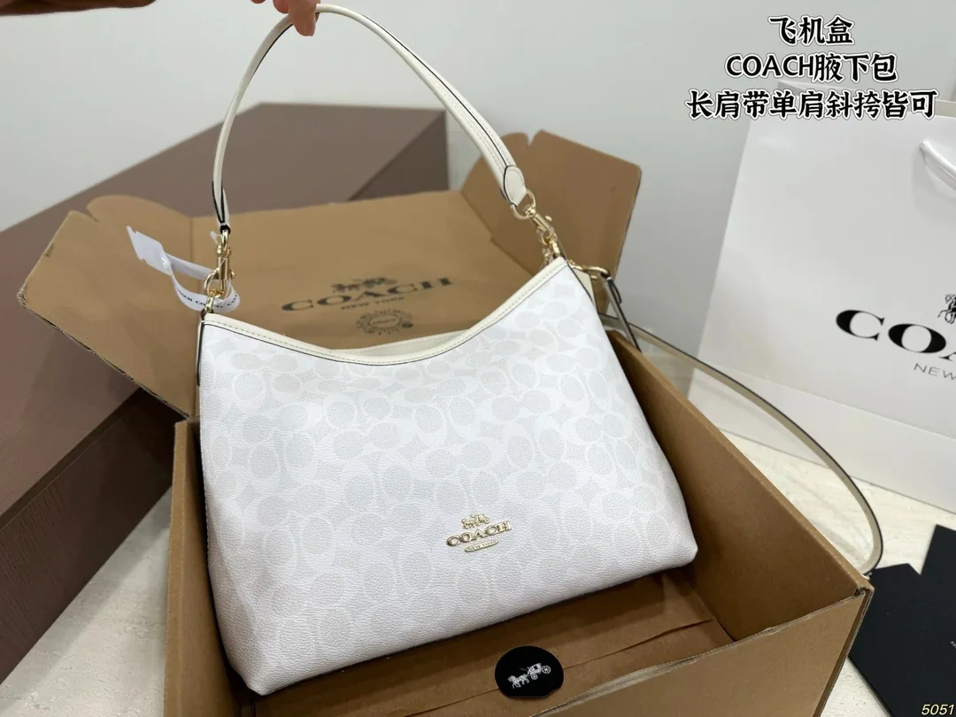 Coach Underarm Shoulder Bag — QC