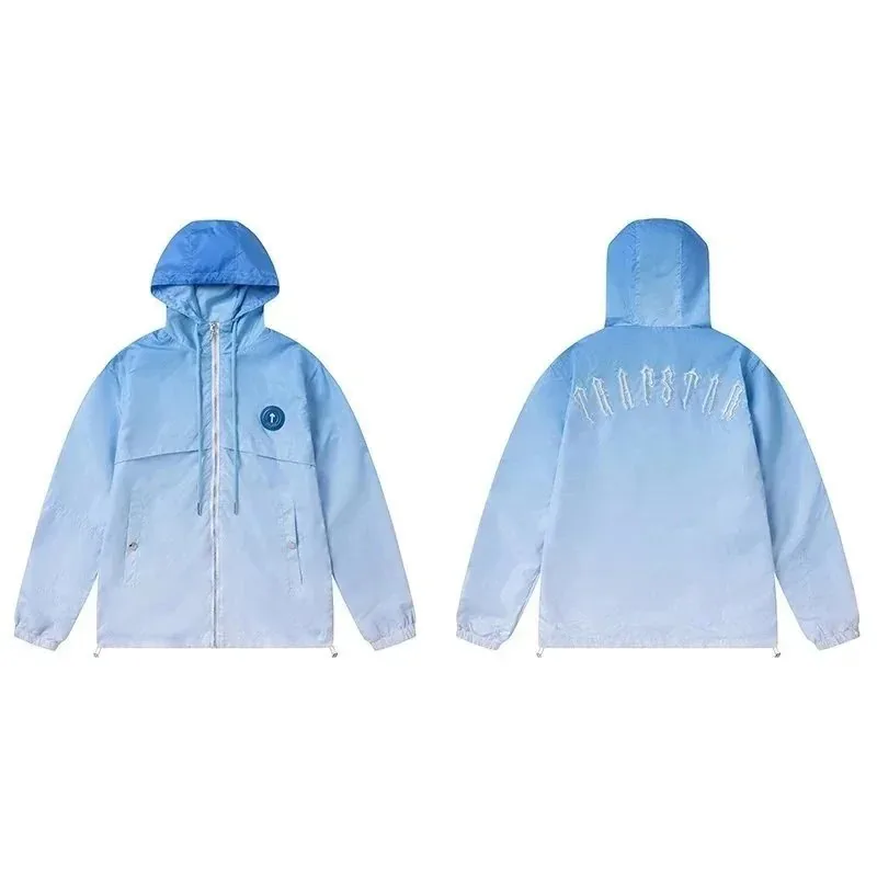 Hooded Windbreaker — Photo 4