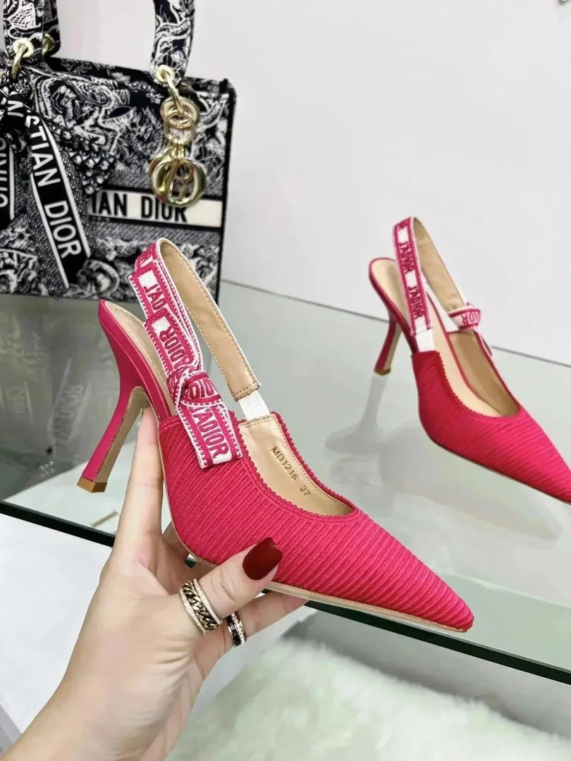High Heels — Photo 6