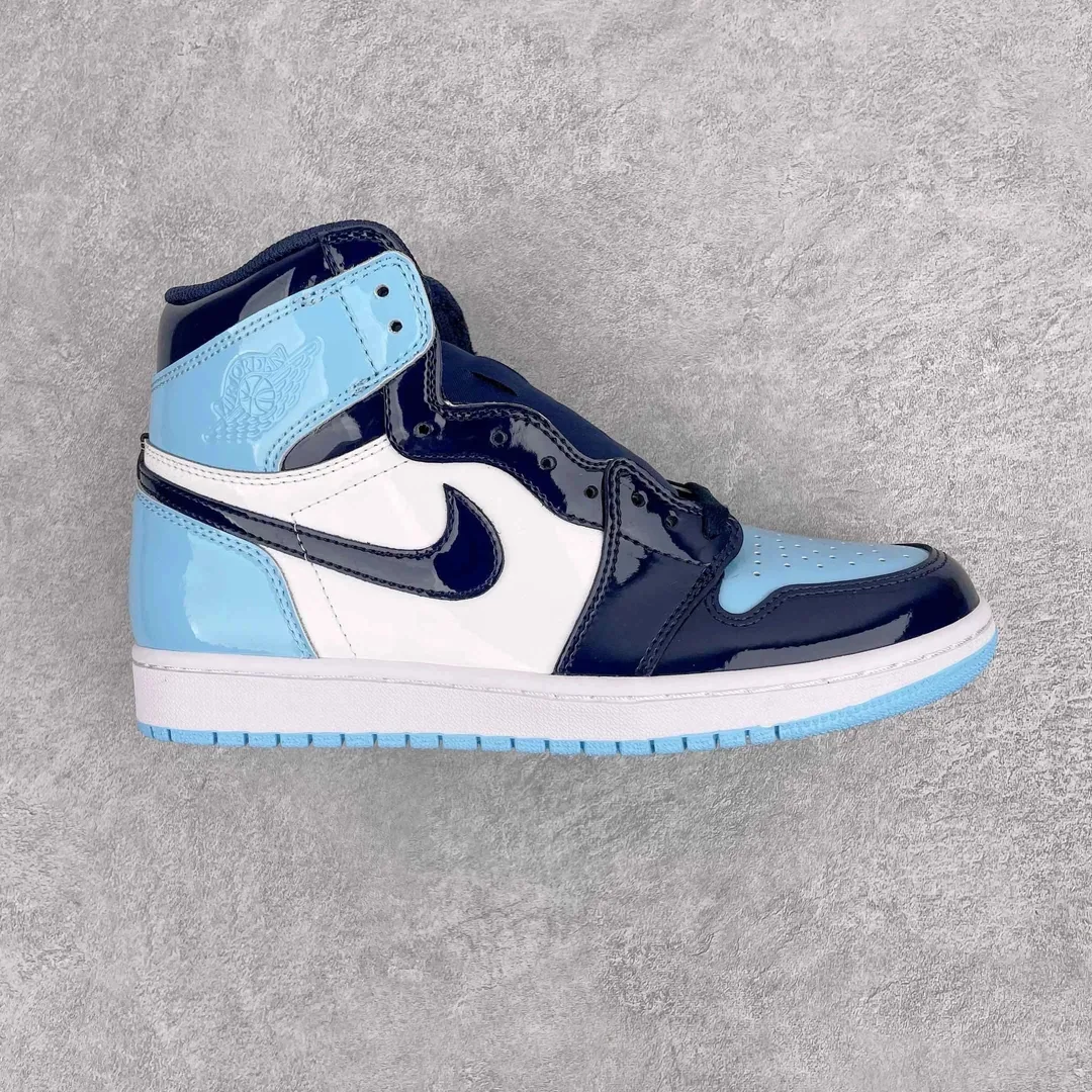 Air Jordan 1 White Sneakers — Photo 4
