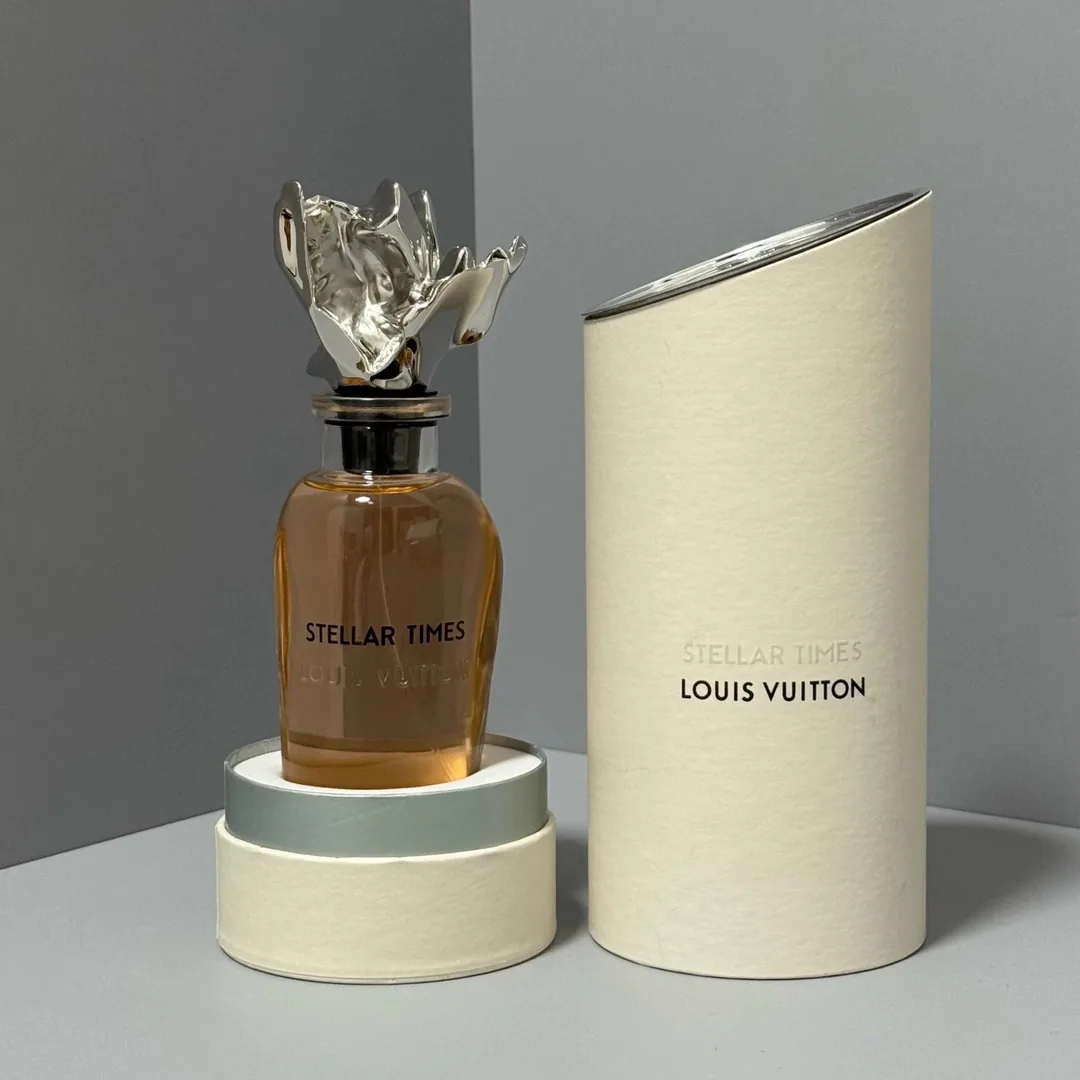 Signature Eau De Parfum — Photo 11