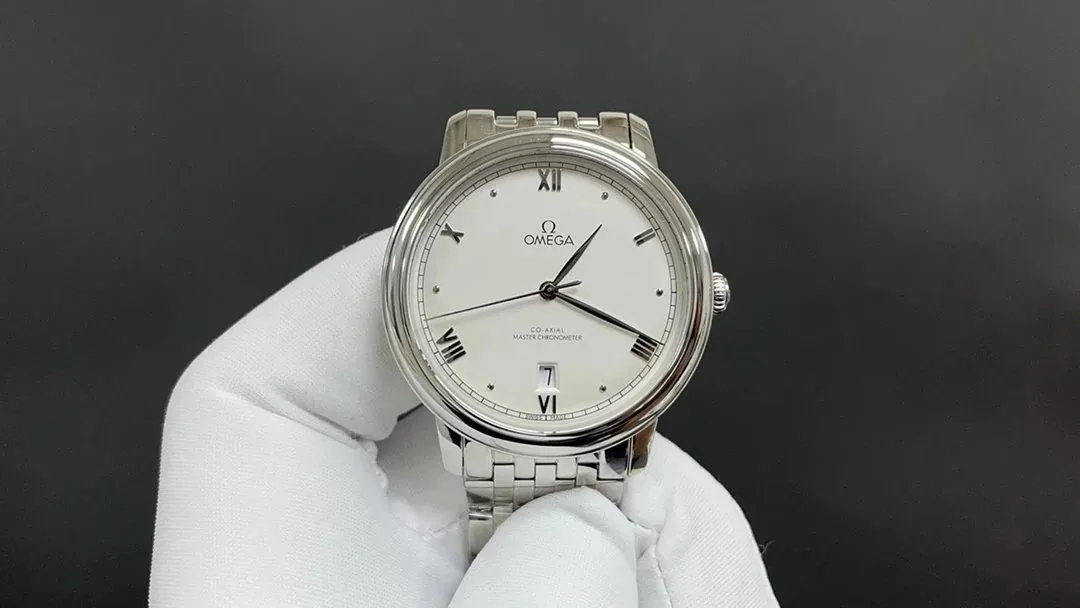 Rolex Yacht-Master Rainbow Bezel Watch — QC